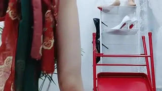 蓝色电影明星Fiona Frost和Melody Mynx与一对夫妇进行狂野的群交