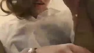 Sadie Quinn和好朋友Jaxxx换妻游戏的时候被射了两发