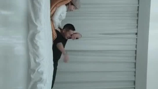 哥们要求当着我面操逼，这样的屁股是真的诱人