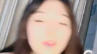 野人电影KTV快乐时光，两兄弟喝酒壮胆直接在包厢开始【简介内有约炮渠道】