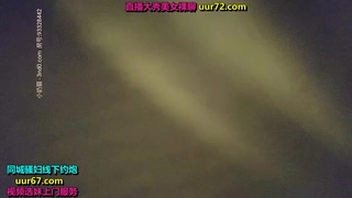 大学生在特写镜头中被大奶子和紧致的屁股操得爽歪歪